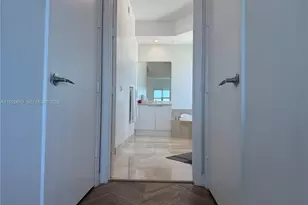 15051 Royal Oaks Ln, North Miami, FL 33181 - Photo 20