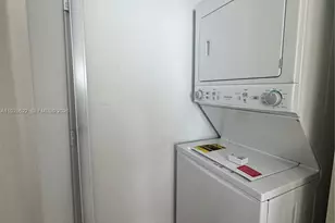 244 Biscayne Blvd, Miami, FL 33132 - Photo 6