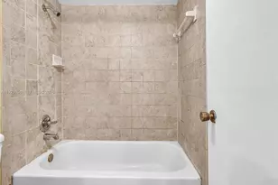 1301 NE Miami Gardens Dr, Miami, FL 33179 - Photo 42