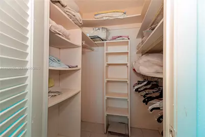 18011 Biscayne Blvd #1501, Aventura, FL 33160 - Photo 38