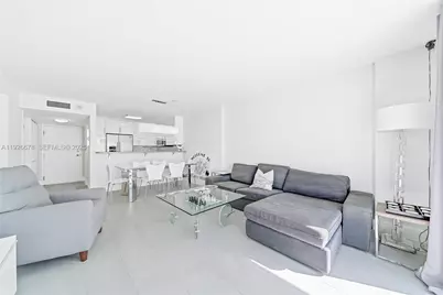 345 Ocean Dr #511, Miami Beach, FL 33139 - Photo 2