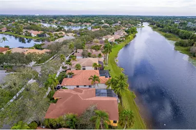 2893 Oakbrook Dr, Weston, FL 33332 - Photo 38
