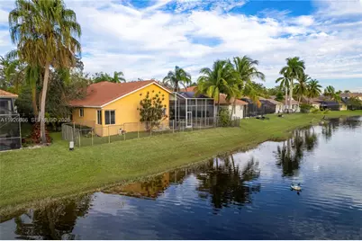 2893 Oakbrook Dr, Weston, FL 33332 - Photo 10