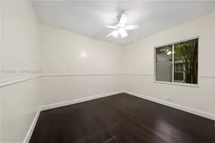 2893 Oakbrook Dr, Weston, FL 33332 - Photo 32