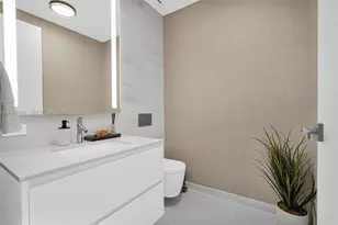 300 Biscayne Blvd Way, Miami, FL 33131 - Photo 22