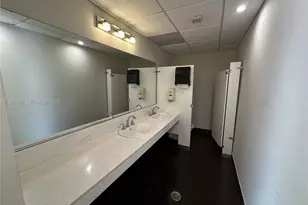 5838 Collins Ave, Miami Beach, FL 33140 - Photo 24