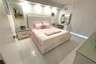 5077 NW 7th St, Miami, FL 33126 - Photo 4