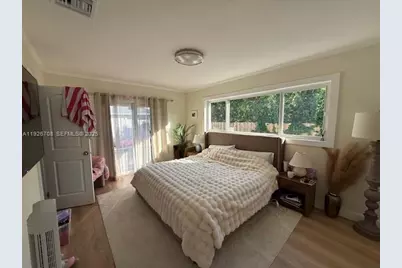 9541 Carlyle Ave #9541, Surfside, FL 33154 - Photo 10