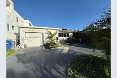 9541 Carlyle Ave #9541, Surfside, FL 33154 - Photo 2