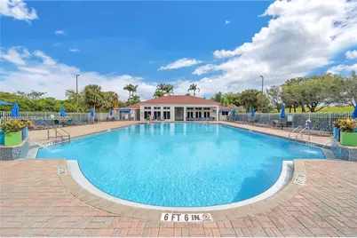 1450 Weeping Willow Way #1450, Hollywood, FL 33019 - Photo 16