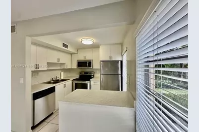 110 Salamanca Ave #206, Coral Gables, FL 33134 - Photo 16