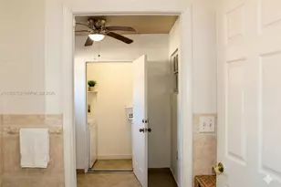 300 SW 8th St, Fort Lauderdale, FL 33315 - Photo 10