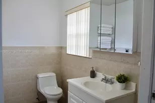 300 SW 8th St, Fort Lauderdale, FL 33315 - Photo 12