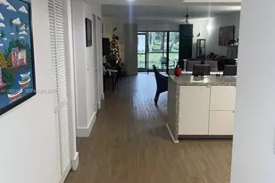 439 Lakeview Dr, Weston, FL 33326 - Photo 4