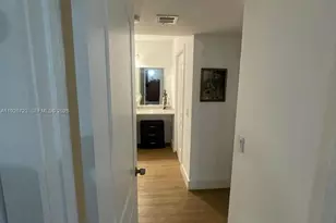 439 Lakeview Dr, Weston, FL 33326 - Photo 12