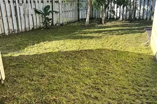 250 NE 41st St, Oakland Park, FL 33334 - Photo 4