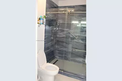 1209 NE 32nd Ave, Homestead, FL 33033 - Photo 18