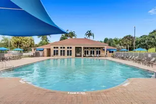 1135 Satinleaf St, Hollywood, FL 33019 - Photo 68