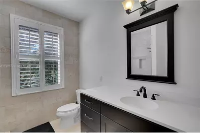 1135 Satinleaf St, Hollywood, FL 33019 - Photo 44