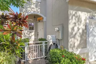 1135 Satinleaf St, Hollywood, FL 33019 - Photo 24