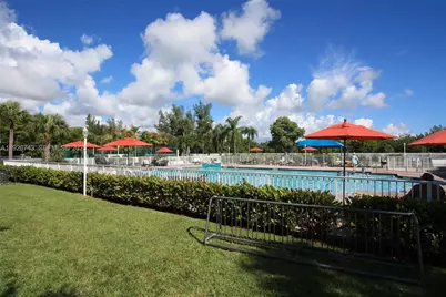 1135 Satinleaf St, Hollywood, FL 33019 - Photo 78