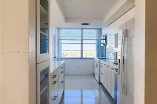 18051 Biscayne Blvd, Aventura, FL 33160 - Photo 6