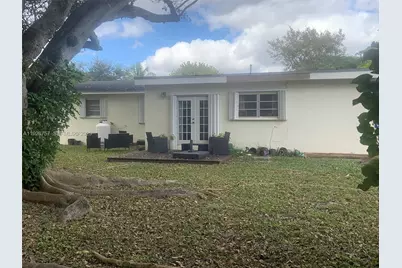 1420 North Dr, Miami, FL 33179 - Photo 32