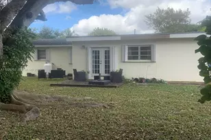 1420 North Dr, Miami, FL 33179 - Photo 32