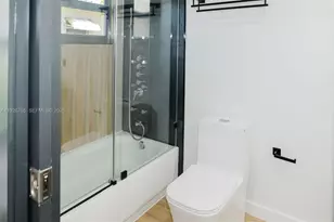 1040 NW 120th St, North Miami, FL 33168 - Photo 26