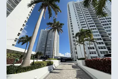 1890 S Ocean Dr #1907, Hallandale Beach, FL 33009 - Photo 2