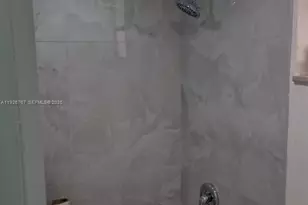 8820 Fontainebleau Blvd, Miami, FL 33172 - Photo 14