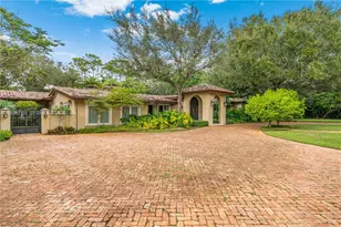 6755 SW 99th Terrace, Pinecrest, FL 33156 - Photo 2