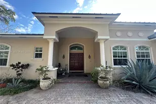 15335 SW 80th Ave, Palmetto Bay, FL 33157 - Photo 4