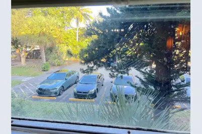 942 NE 199th St #2B, Miami, FL 33179 - Photo 18