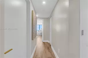 650 NE 32nd St, Miami, FL 33137 - Photo 22