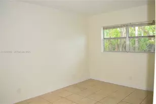 274 SW 9th St, Dania Beach, FL 33004 - Photo 16