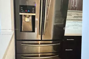 7130 NW 179th St, Hialeah, FL 33015 - Photo 6