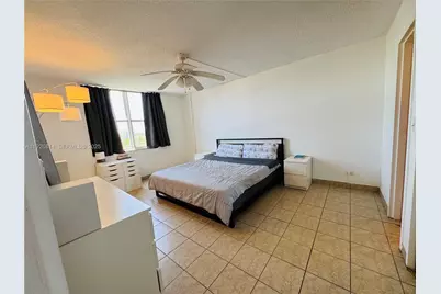 3660 NE 166th St #812, North Miami Beach, FL 33160 - Photo 18