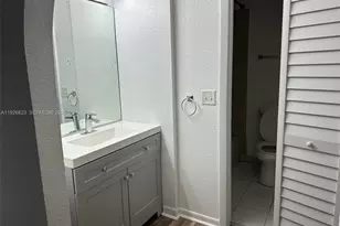 10115 W Sunrise Blvd, Plantation, FL 33322 - Photo 6