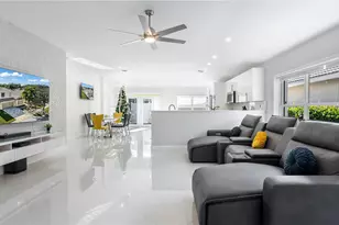 4908 Lombard Pass Dr, Lake Worth, FL 33463 - Photo 2