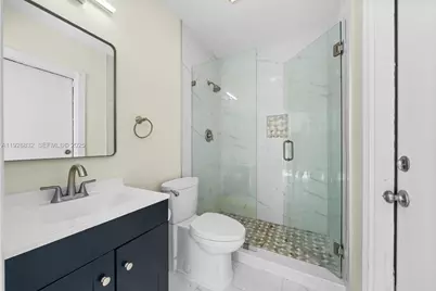3925 NW 19th Ave, Oakland Park, FL 33309 - Photo 18