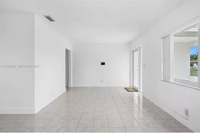 3925 NW 19th Ave, Oakland Park, FL 33309 - Photo 4