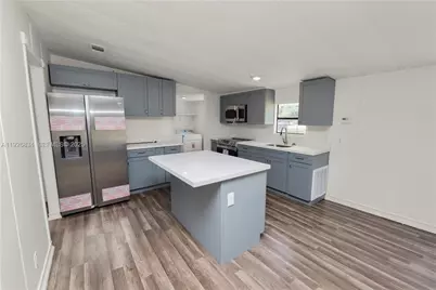 10850 Country Haven Dr, Other City - In The State Of Florida, FL 33809 - Photo 6