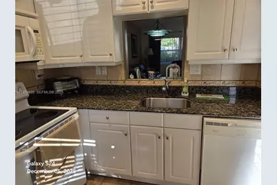 5181 W Oakland Park Blvd #102, Lauderdale Lakes, FL 33313 - Photo 6
