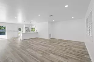 14330 SW 16th St, Davie, FL 33325 - Photo 8