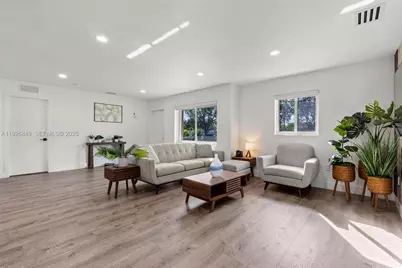 1125 NW 15th St, Homestead, FL 33030 - Photo 12