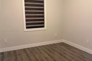 10320 W 33rd Ln, Hialeah, FL 33018 - Photo 16