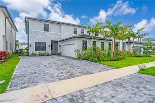 4276 SW 173rd Ave, Miramar, FL 33029 - Photo 2