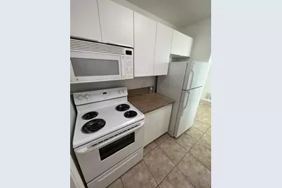 105 NE 12th Ave #17, Hallandale Beach, FL 33009 - Photo 8