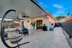 19901 NW 77th Ct, Hialeah, FL 33015 - Photo 40